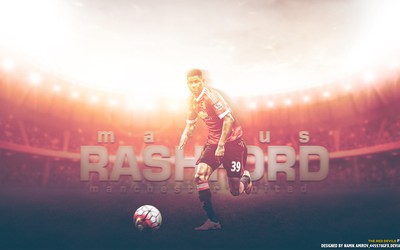 xingkong讨论-多夫比克与队友玩桌上足球