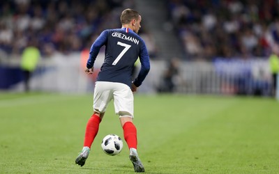 xingkong热议-科尔女儿社交媒体发文暗示父亲将离队